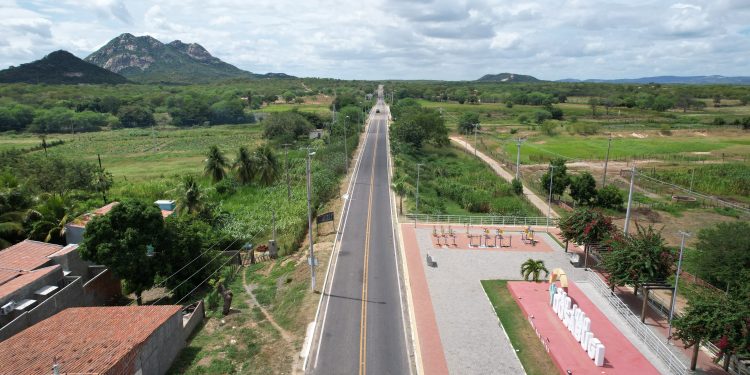 Governo entrega restauração de trecho da RN-118 no Seridó
