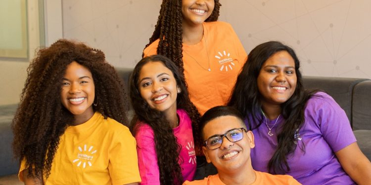 Coletivo Online abre mais de 900 vagas para capacitação gratuita voltada para jovens do Rio Grande do Norte