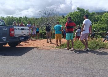 Homem é encontrado morto com perfurações pelo corpo às margens da RN-016, em Assú