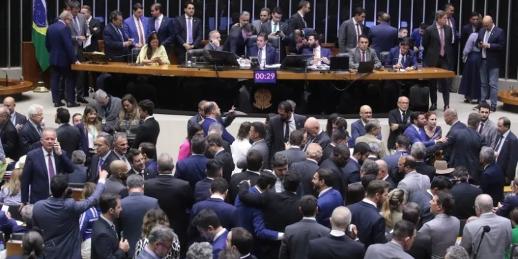 Número de deputados federais e estaduais no RN aumentará a partir de 2027