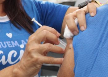 Quase 2.400 doses de vacinas são aplicadas no fim de semana em Mossoró