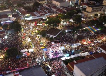 Prefeitura define locais para embarque e desembarque de táxis e apps no Pingo Da Mei Dia