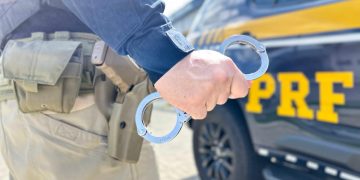 Homem é preso pela PRF por importunação sexual em ônibus na BR-304, em Mossoró