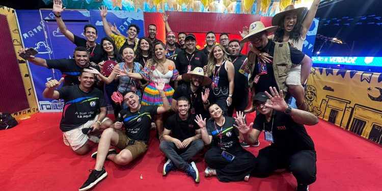 Transmissão do Pingo da Mei Dia pela TCM chega a dez países