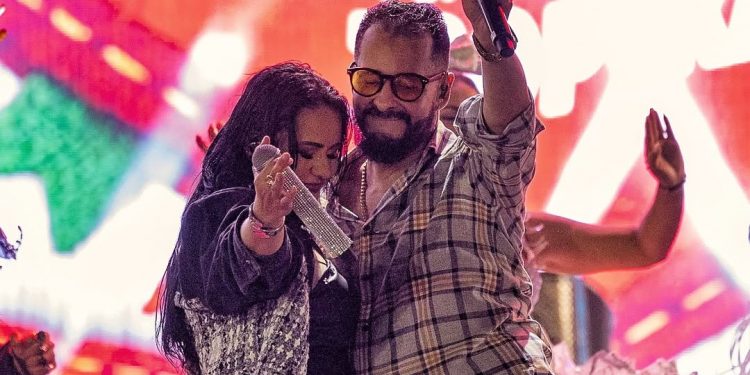 Arraiá do Povo deste domingo (22) contará com shows de Tropykália, Bartô Galeno e Amazan