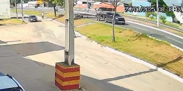 Motociclista fica ferida após acidente na BR-110, em Mossoró