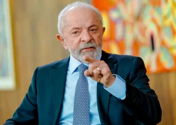 Presidente Lula veta projeto de lei que aumenta número de deputados