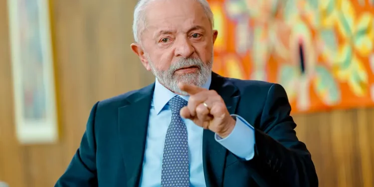 Presidente Lula veta projeto de lei que aumenta número de deputados