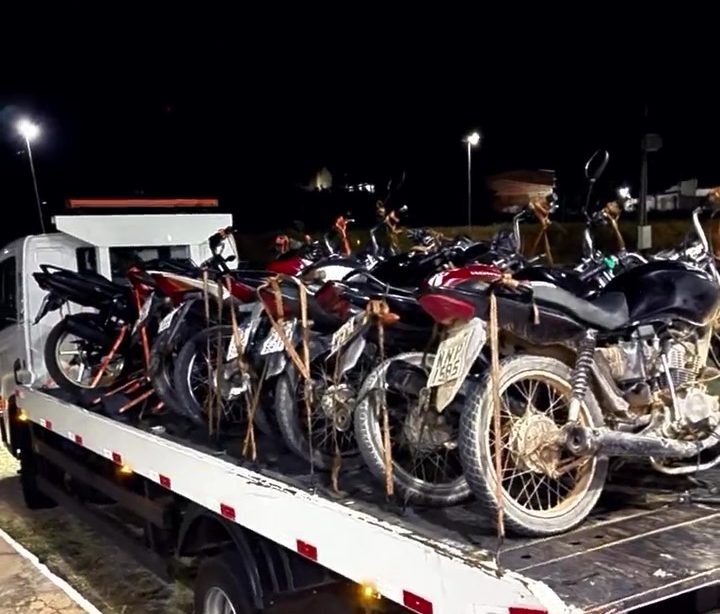 Nove motocicletas são apreendidas com escapamento adulterado durante operação em Assú