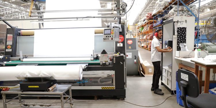 RN fecha maio com 2.220 novos postos de trabalho; indústria lidera geração de empregos