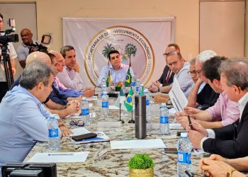 Governo do RN e setores produtivos discutem estratégias diante do aumento de tarifas dos EUA