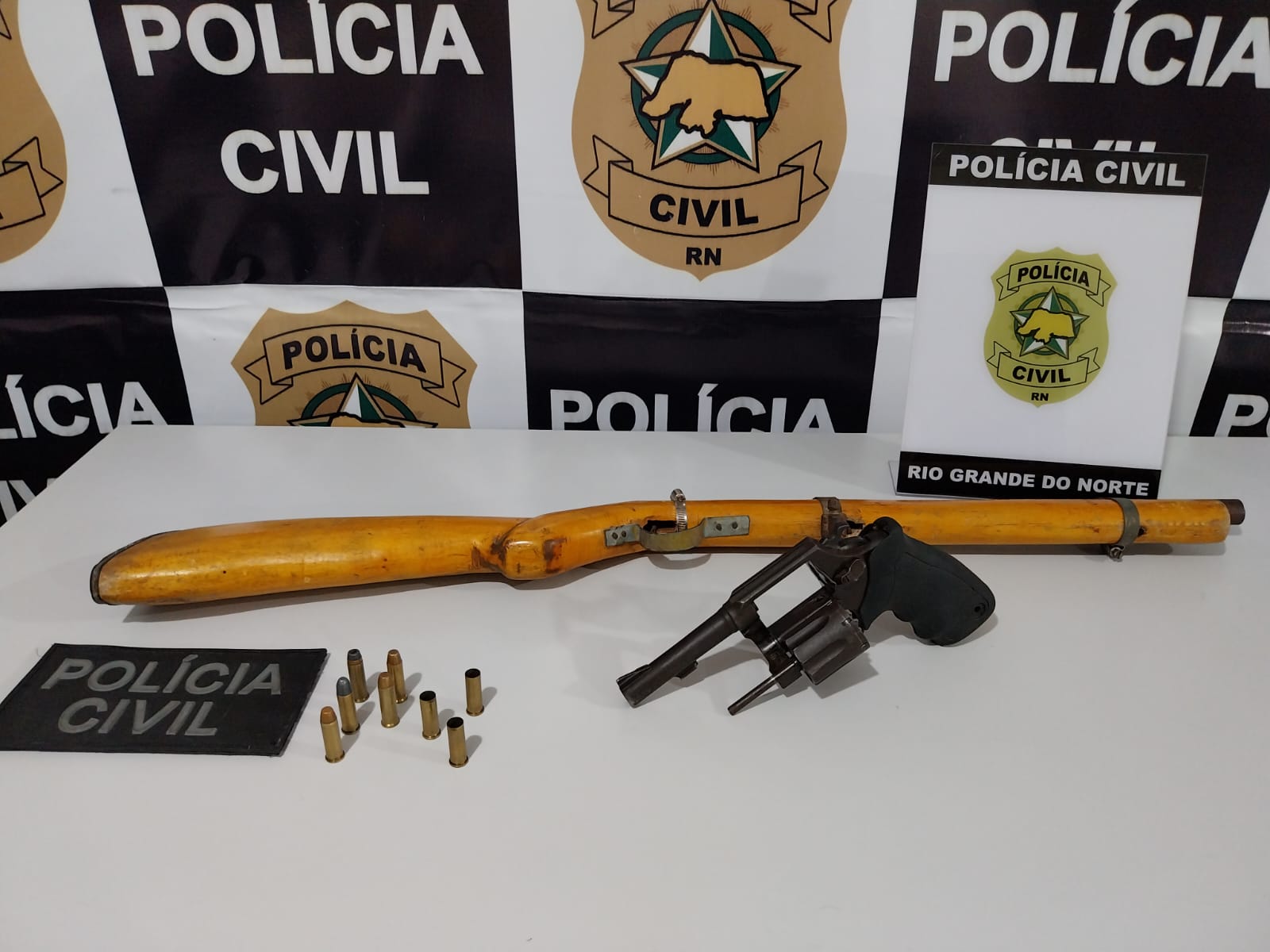 Polícia Civil deflagra operação contra facção em Assú; suspeito morre em confronto