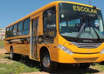 Governo do RN celebra conquista de 65 ônibus escolares e 9 creches pelo Novo PAC