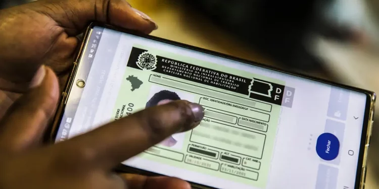 Governo Federal estuda acabar com obrigatoriedade de aulas em autoescolas