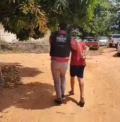 Polícia Civil prende homens suspeitos por roubo de veículo em Mossoró