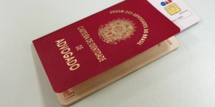 Falsa advogada é presa pela PRF em Mossoró