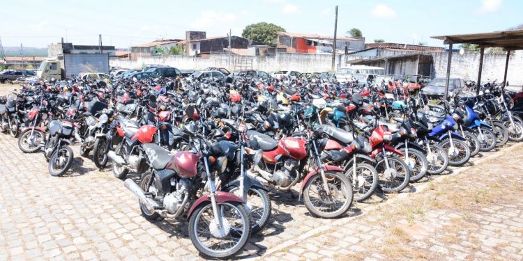 Detran/RN realiza leilão online com 100 veículos; lances já estão abertos