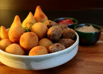 Sesc oferece curso gratuito de salgados em Mossoró; outros cursos também estarão disponíveis no RN