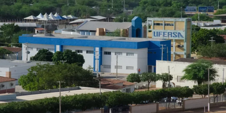 Ufersa realiza Assembleia Universitária nesta sexta (29) com presença de ministro e entrega de honrarias