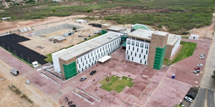 Governo convoca 147 profissionais para o Hospital da Mulher de Mossoró