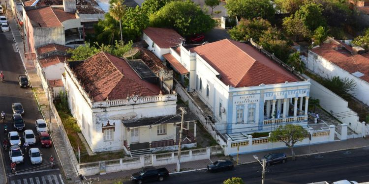Prefeitura de Mossoró inicia desapropriação de casarão histórico que fica ao lado do Palácio da Resistência