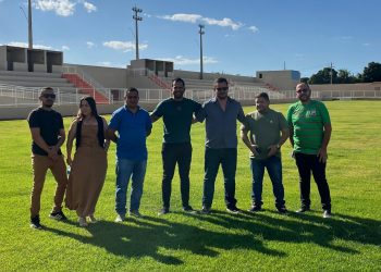 Diretoria do Baraúnas visita estádio em Serra do Mel e aguarda liberação para a Segunda Divisão
