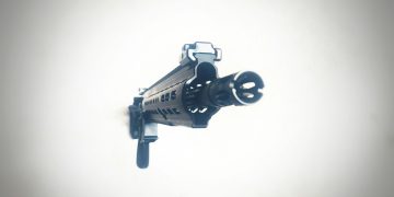 Criança ferida com arma de pressão enfrenta atraso em cirurgia e Justiça determina indenização