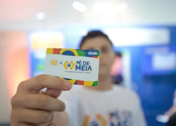 Programa Pé-de-Meia inicia pagamento da 7ª parcela nesta segunda-feira (29)