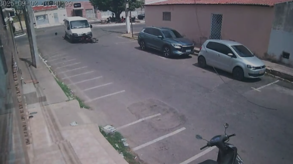 Discussão de trânsito em Assú termina com motociclistas atropelados