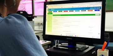 Brasileiros no exterior e estrangeiros no RN podem solicitar CNH no Detran