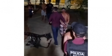 Policias Civil e Militar prendem três homens em flagrante por roubo de motocicleta em Mossoró