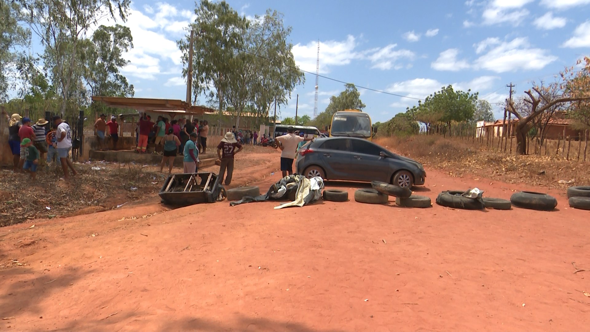 Estrada da Alagoinha é liberada após anúncio de avaliação por parte da Prefeitura