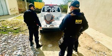 Homem é preso por violência doméstica ao tentar entrar em UBS para agredir esposa