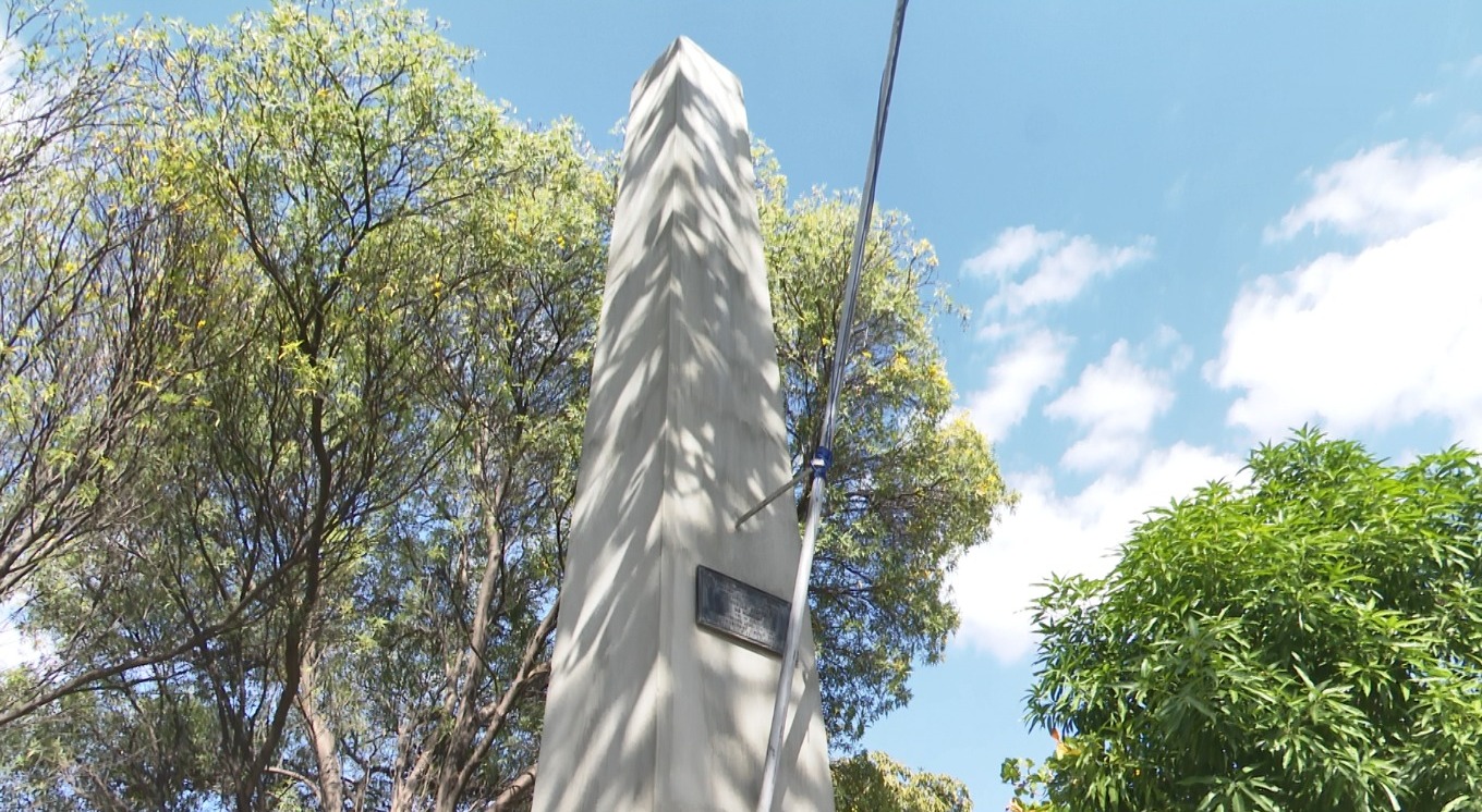 Pesquisadores investigam possível cápsula do tempo em obelisco da Praça da Independência em Mossoró