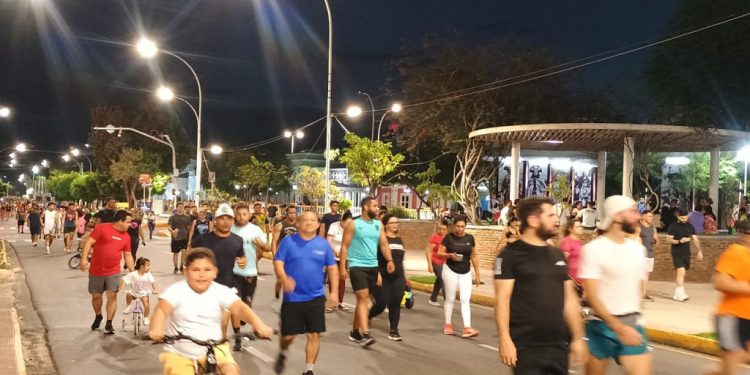 “Viva Rio Branco” retorna neste fim de semana com programação especial do Outubro Rosa