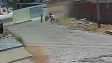 Idosa é atingida por telha após vendaval em Mossoró: “Nasci de novo”