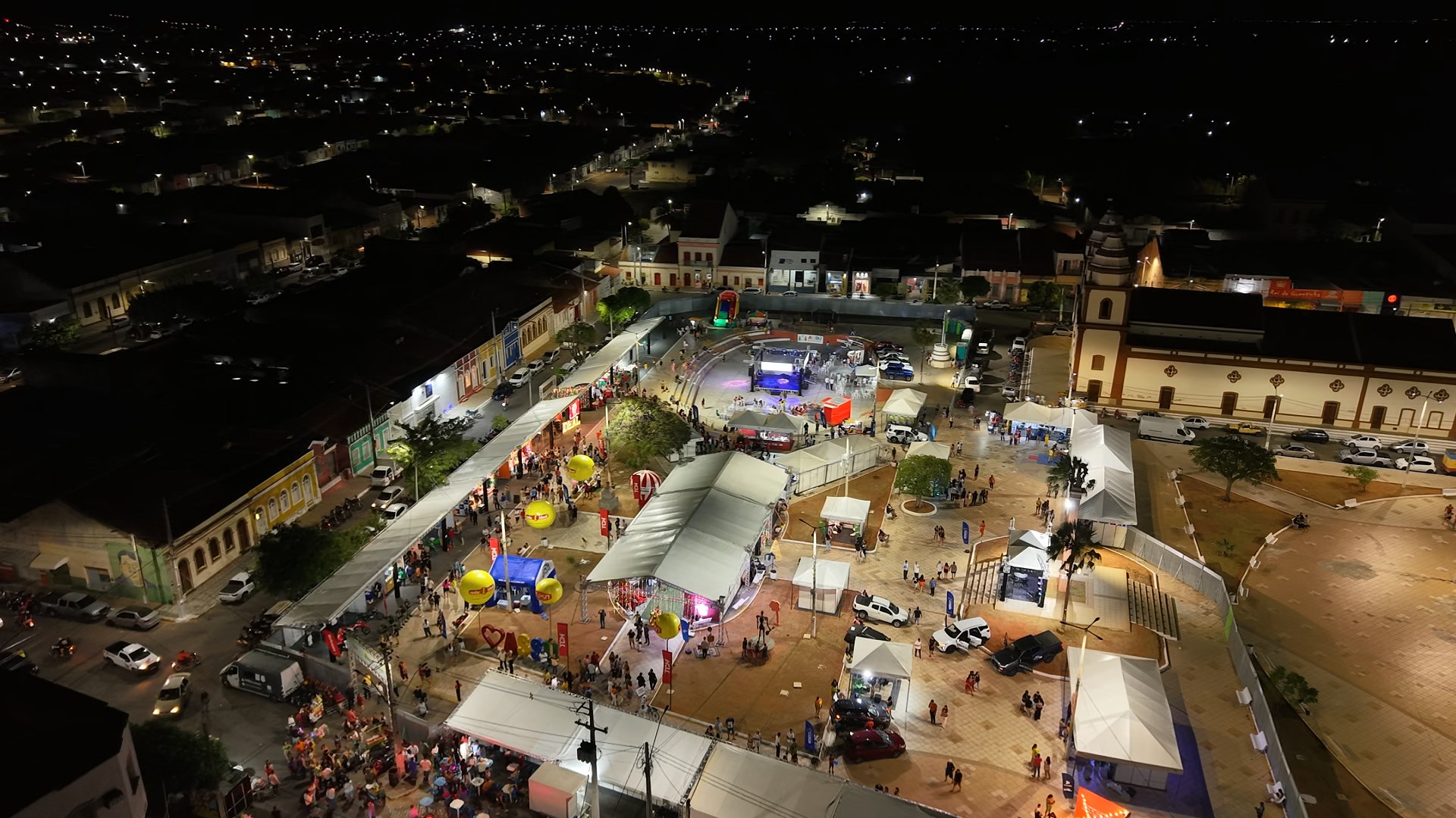 FENAVALE 2025 começa em Assú com shows, exposições e mais de 100 estandes