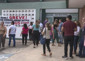 Servidores administrativos da Saúde iniciam greve em unidades do RN