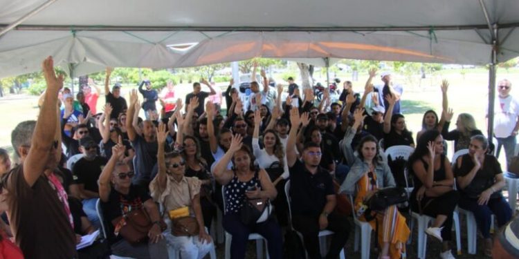 Trabalhadores da Fundase encerram greve após acordo com Governo