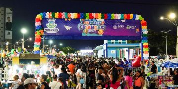 Festa das Crianças reúne centenas de famílias na Estação das Artes em Mossoró