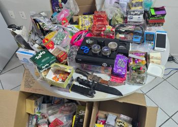 Polícia Civil prende suspeito de comercializar drogas por delivery em embalagens de doces