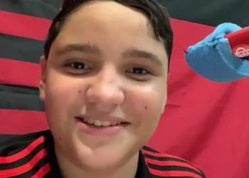 Jovem estudante de Caraúbas sonha em ser narrador esportivo