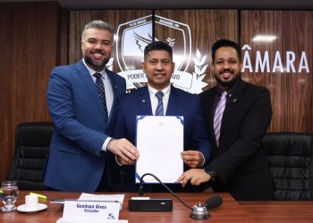 Câmara de Mossoró recebe projeto de doação de terreno para construção de sede própria