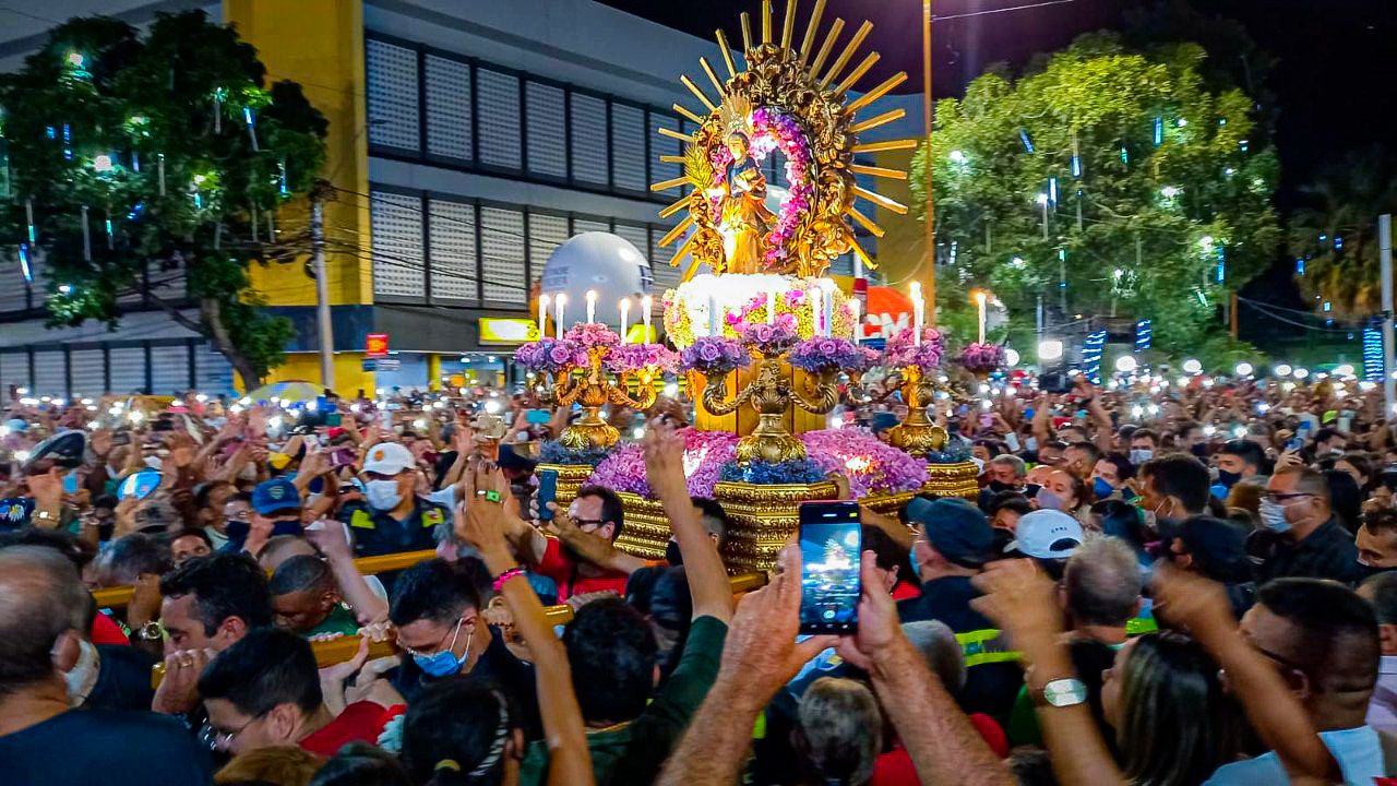 Grande Procissão de Santa Luzia sai às 17h do Santuário de Santa Clara