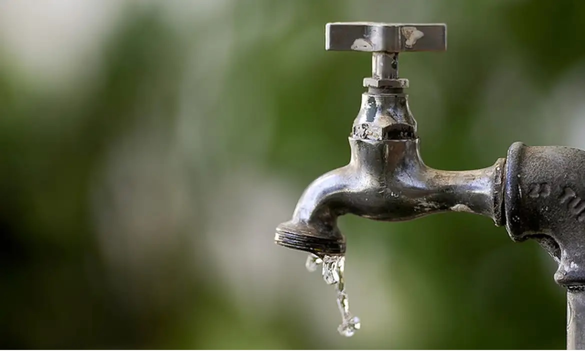 Caern realiza manutenção no bairro Costa e Silva em Mossoró
