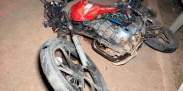 Colisão na BR-304 mata dois primos e interrompe tráfego na entrada de Assú