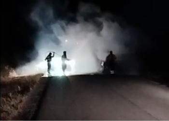 Carro elétrico de luxo pega fogo e explode na RN-117, no Oeste potiguar