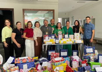 Grupo TCM adota mais de 100 cartinhas e participa da campanha Papai Noel dos Correios
