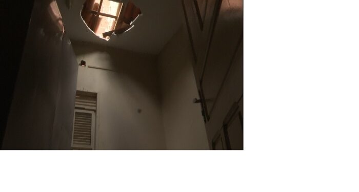 Moradores têm noite conturbada após dois homens pularem muros e se esconderem em telhados