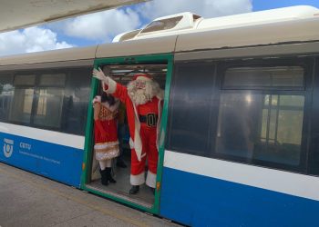 Crianças da rede pública de Caicó passearão em Trem Natalino de Parnamirim na sexta-feira (12)